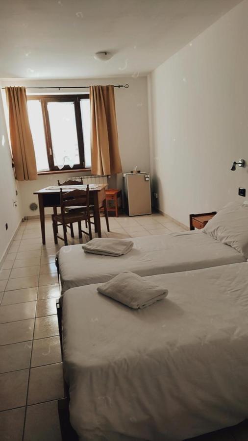 Agriturismo San Giuliano Dei Fratelli Giai Susa Luaran gambar