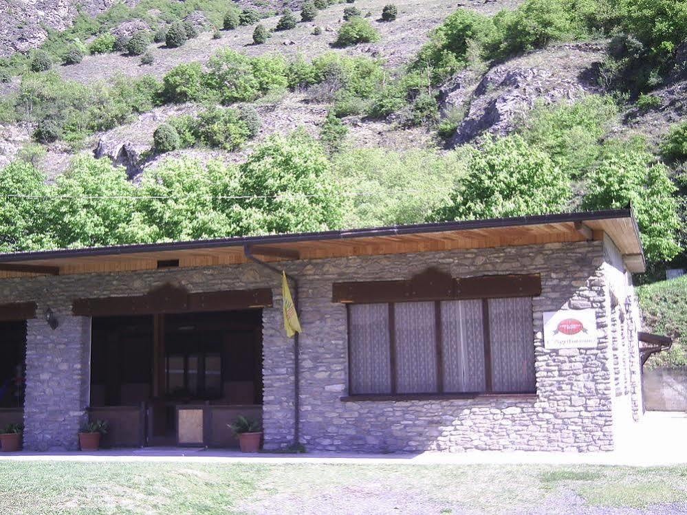 Agriturismo San Giuliano Dei Fratelli Giai Susa Luaran gambar