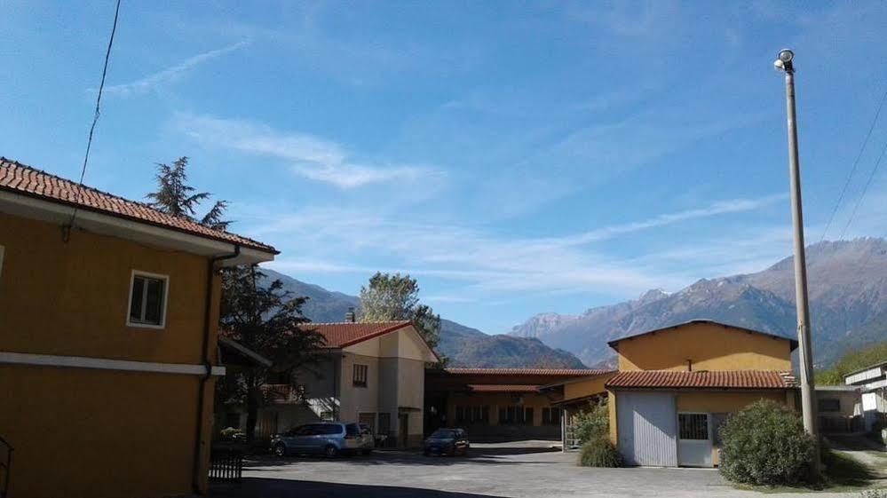 Agriturismo San Giuliano Dei Fratelli Giai Susa Luaran gambar